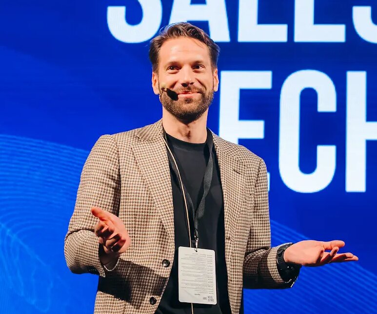 JB Daguené headshot